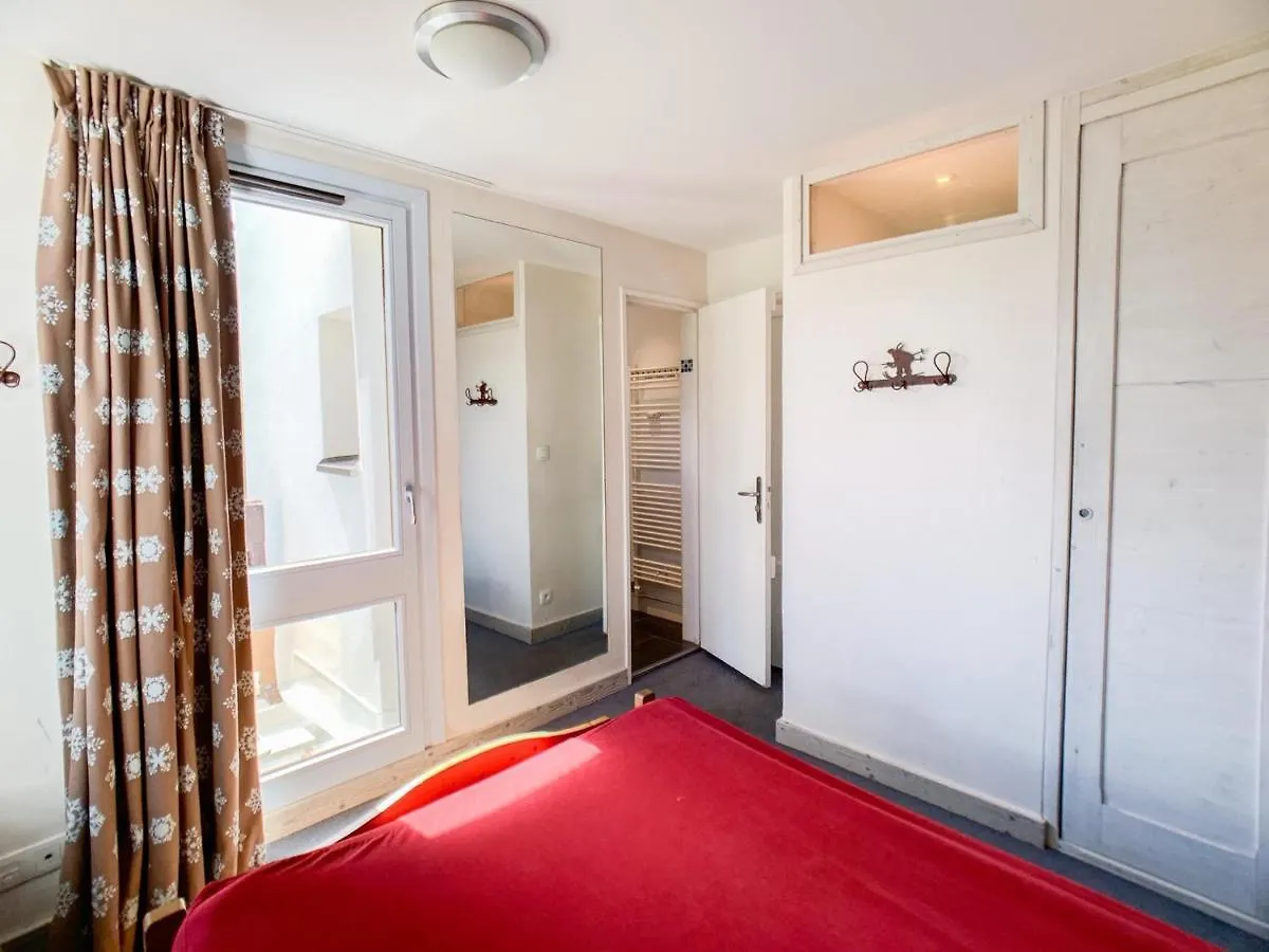 T3 Renove Lumineux, Ski Aux Pieds, Balcon Sud, Proche Commerces Et Pistes, 9 Couchages, Tignes. - Fr-1-502-477